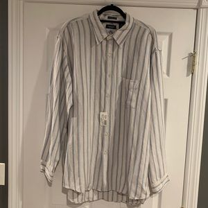 VAN HEUSEN MENS CASUAL DRESS SHIRT 👔